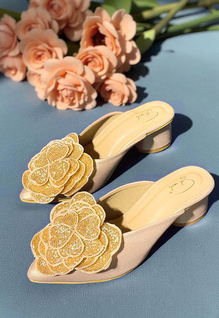 Rosette Gold