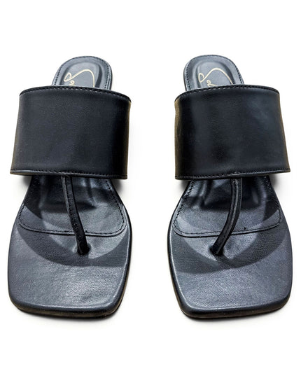 Nyla Midnight