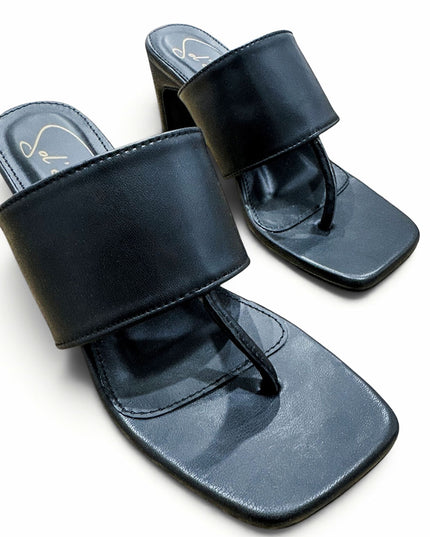 Nyla Midnight